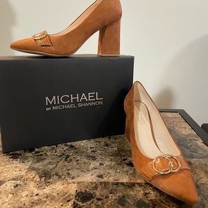 Michael Shannon brown dress shoes